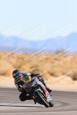 media/Jan-10-2025-CVMA Friday Practice (Fri) [[489e0da257]]/Group 4 and Trackday/Session 4 (Turn 16)/